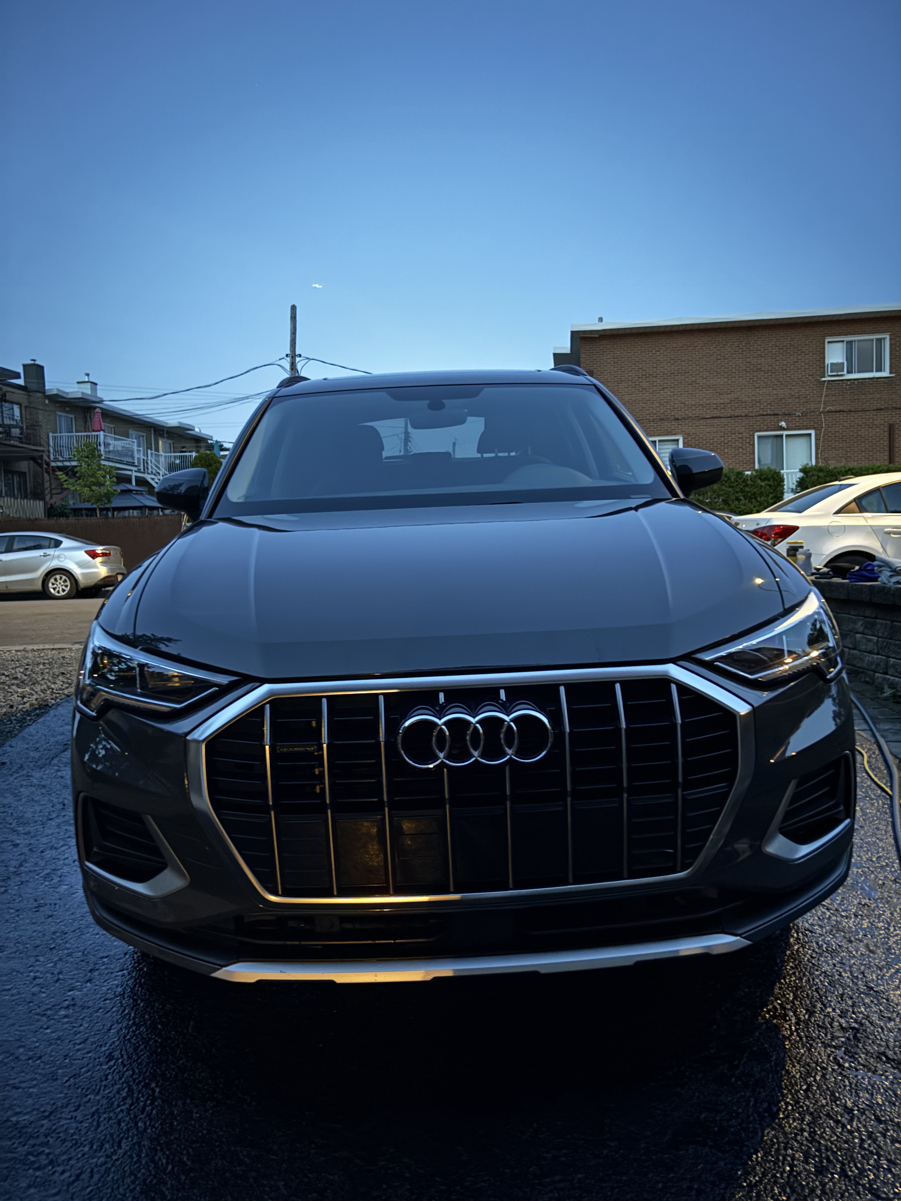 audi q3 - avant central